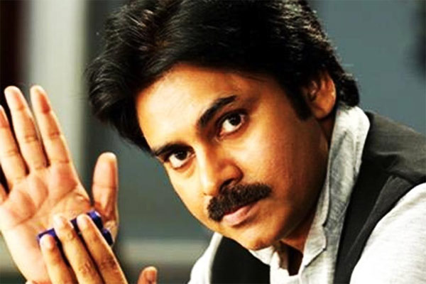 pawan kalyan,katamarayudu,katamarayudu business,dolly,trivikram srinivas  పవన్ ఒకటి అనుకుంటే..ఇంకోటి జరుగుతుంది!